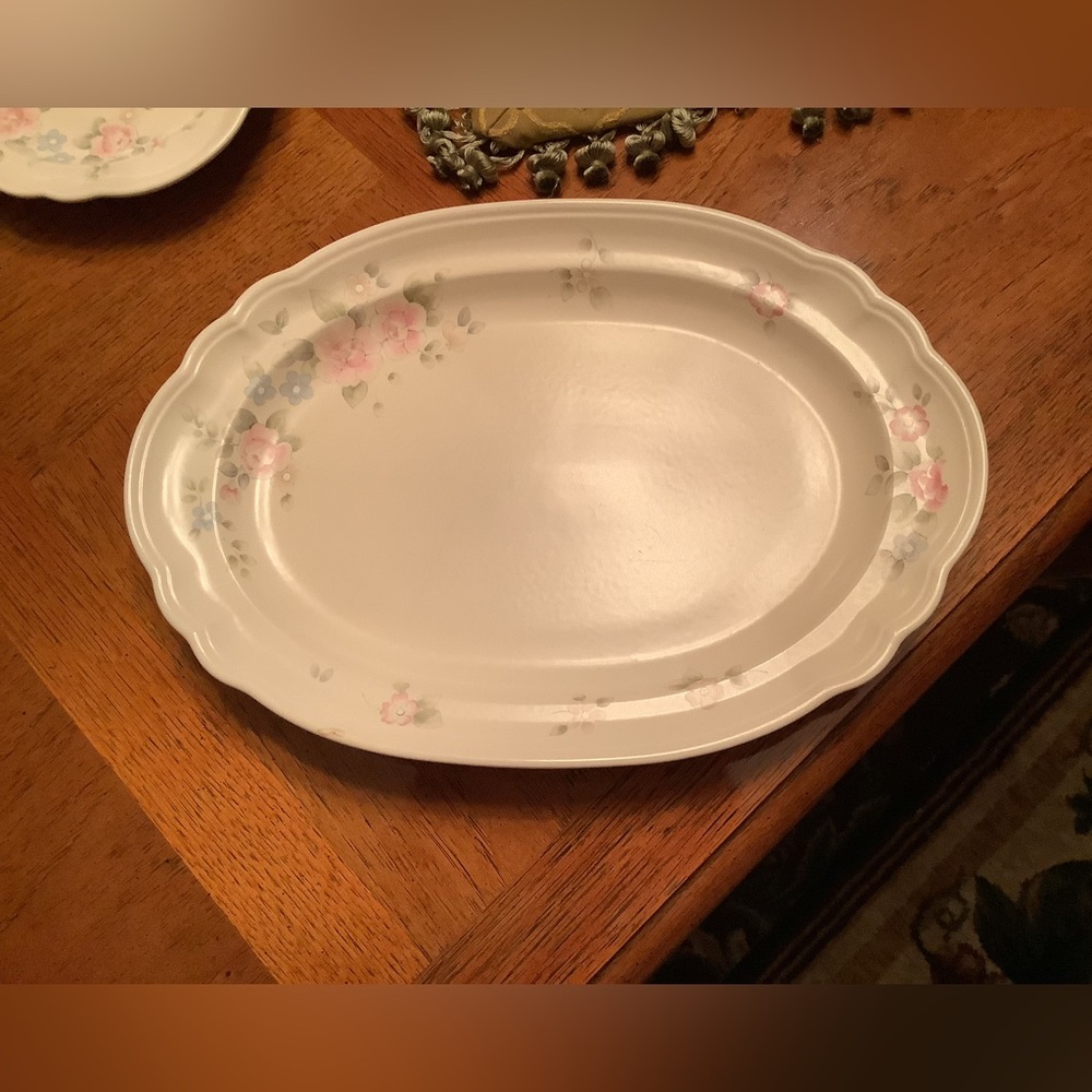 Phaltzgraff 14.5” oval serving platter